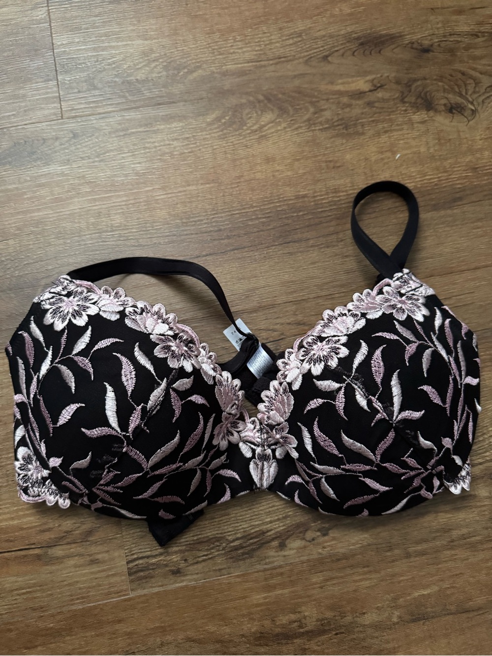 Black and Pink Floral Embroidered Push-Up Underwire Bra - Picture 2 of 5